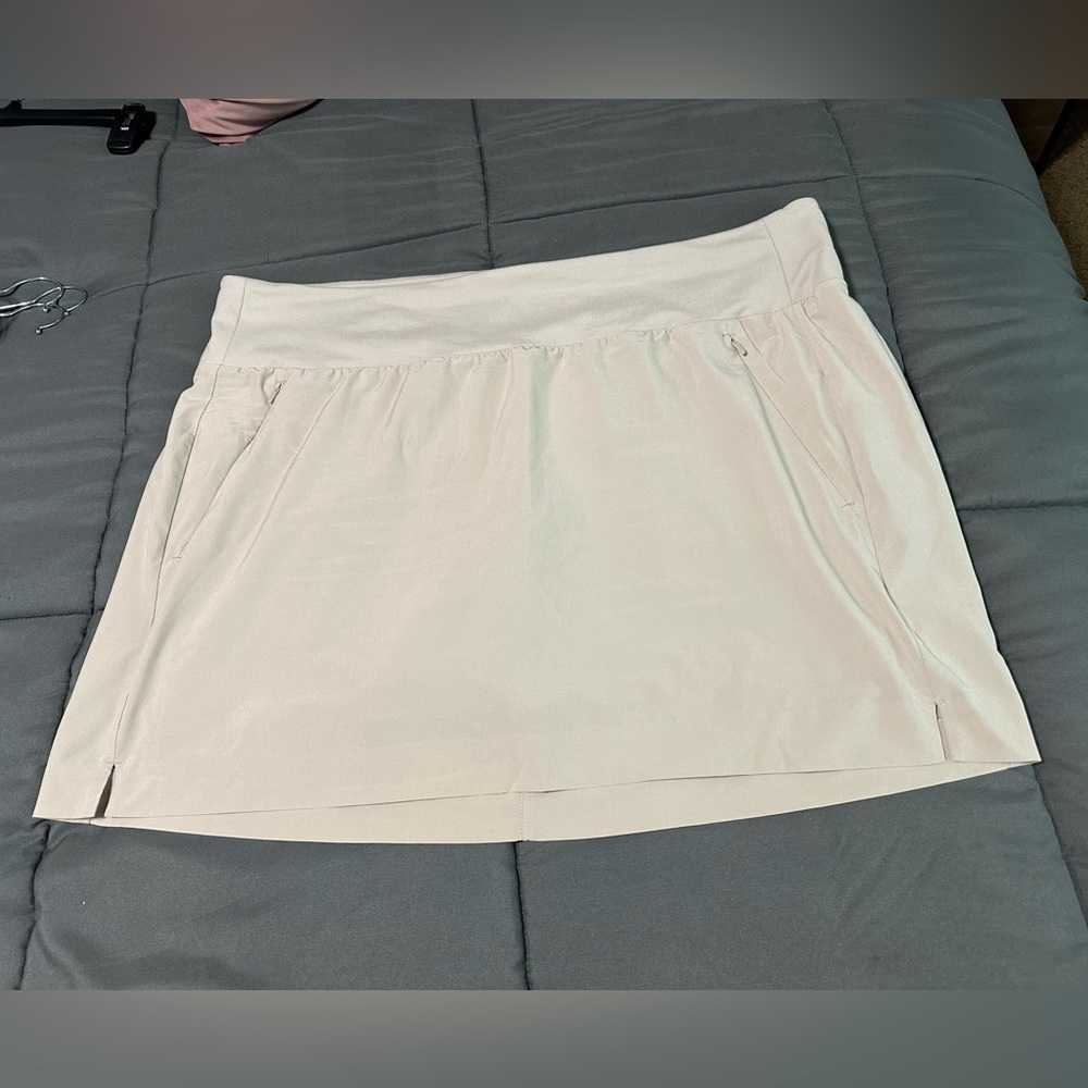 Athleta Soho skort size 18